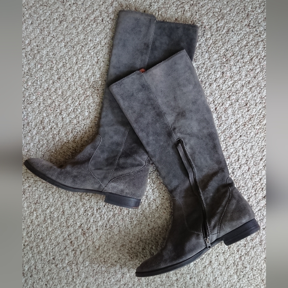 J. Crew Made In Italy Grey Suede Tall Riding Boots size 7.5